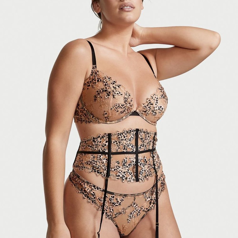 VS 3 Piece Set 34B, XS/S, XS